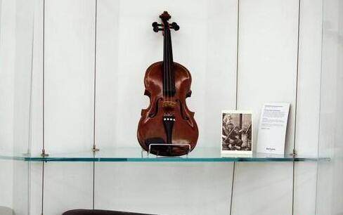 愛因斯坦的小提琴